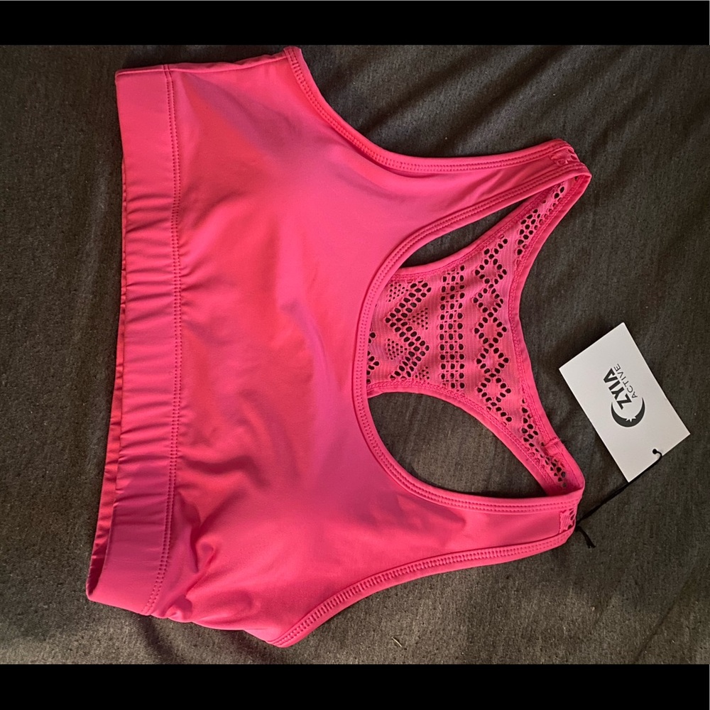 NWT sports bra